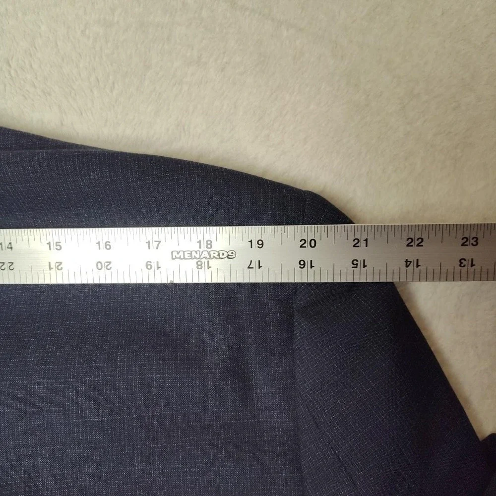 Theory brand style